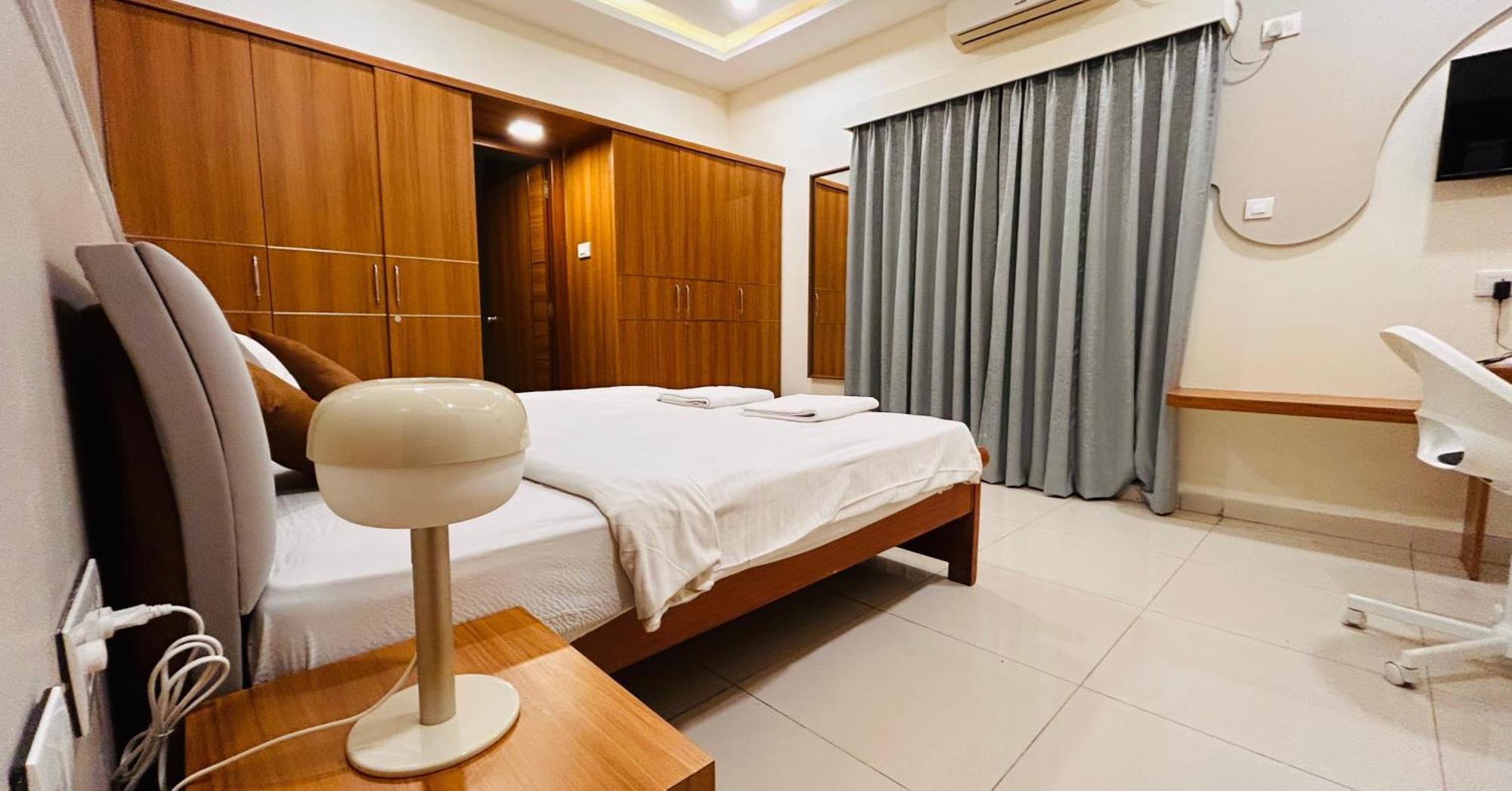 Dcasa Apartment Hotel ไฮเดอราบัด ภายนอก รูปภาพ